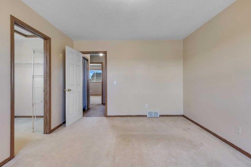 87 Coventry Road Ne, Calgary, AB - Indoor Photo Showing Other Room