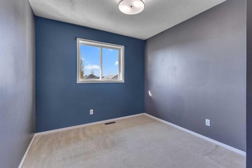 87 Coventry Road Ne, Calgary, AB - Indoor Photo Showing Other Room