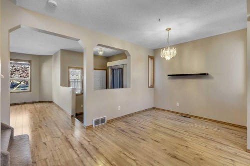 87 Coventry Road Ne, Calgary, AB - Indoor Photo Showing Other Room