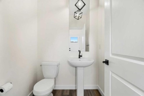 1206-525 River Heights Drive, Cochrane, AB - Indoor Photo Showing Bathroom