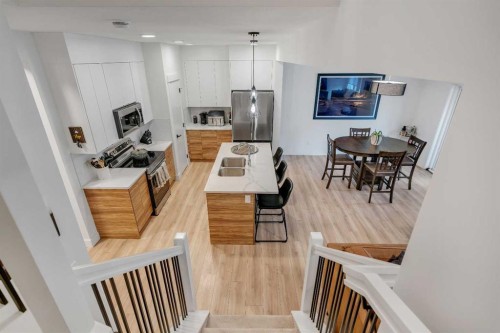 941 Cobblemore Common Sw, Airdrie, AB - Indoor Photo Showing Kitchen