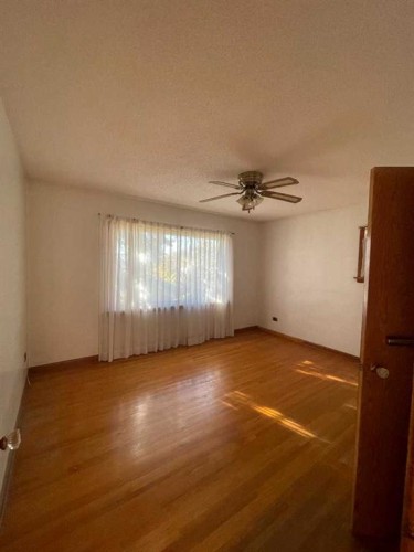 2424 17 Avenue Sw, Calgary, AB - Indoor Photo Showing Other Room