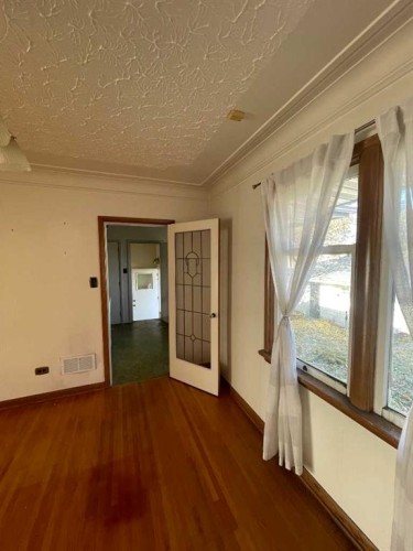 2424 17 Avenue Sw, Calgary, AB - Indoor Photo Showing Other Room