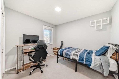 344 Copperfield Boulevard Se, Calgary, AB - Indoor Photo Showing Other Room