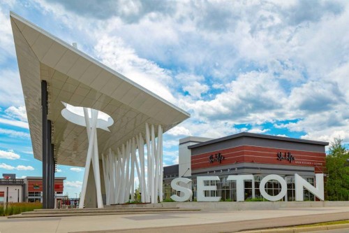 4341 Seton Drive Se, Calgary, AB - Outdoor