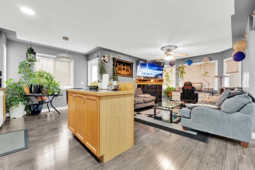 185 Tarawood Place Ne, Calgary, AB - Indoor Photo Showing Living Room