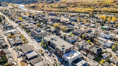 308-1899 45 Street Nw, Calgary, AB - Outdoor With View