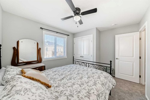 4 Bethune Way, Carstairs, AB - Indoor Photo Showing Bedroom