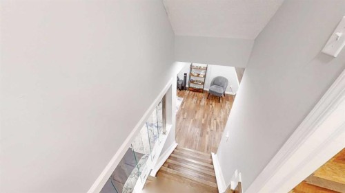 103 Prestwick Villas Se, Calgary, AB - Indoor Photo Showing Other Room