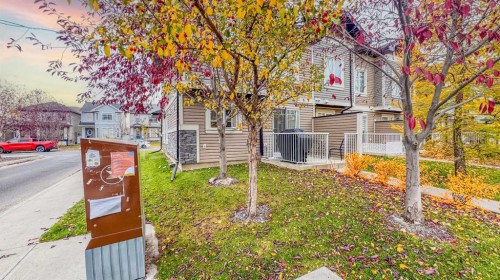 103 Prestwick Villas Se, Calgary, AB - Outdoor