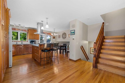 7 Bernard Court Nw, Calgary, AB - Indoor Photo Showing Other Room