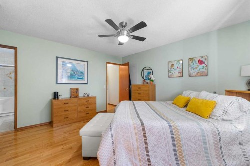 7 Bernard Court Nw, Calgary, AB - Indoor Photo Showing Bedroom