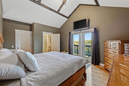 39 Valarosa Drive, Didsbury, AB - Indoor Photo Showing Bedroom