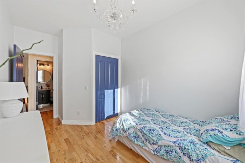 39 Valarosa Drive, Didsbury, AB - Indoor Photo Showing Bedroom