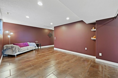 39 Valarosa Drive, Didsbury, AB - Indoor Photo Showing Other Room