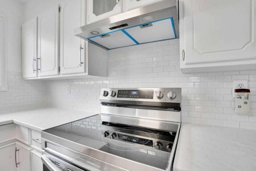 56 Castleglen Crescent Ne, Calgary, AB - Indoor Photo Showing Kitchen