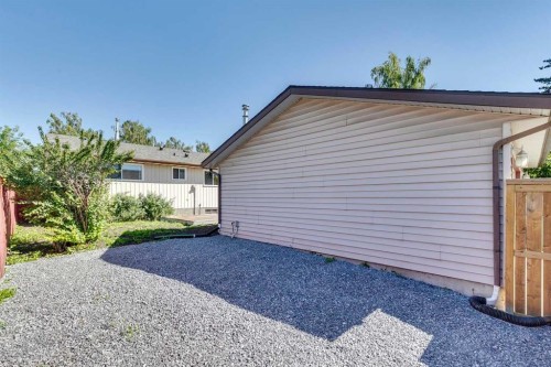 2823 Dover Ridge Drive Se, Calgary, AB - Outdoor With Exterior