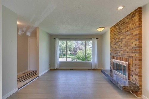 2823 Dover Ridge Drive Se, Calgary, AB - Indoor With Fireplace