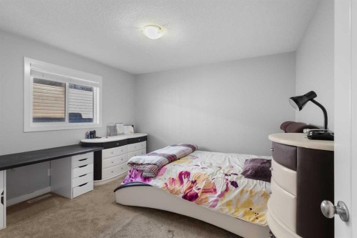 16 Redstone Parade Ne, Calgary, AB - Indoor Photo Showing Bedroom