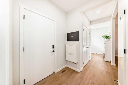 26 Lavender Drive Se, Calgary, AB - Indoor Photo Showing Other Room
