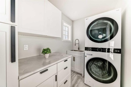 26 Lavender Drive Se, Calgary, AB - Indoor Photo Showing Laundry Room