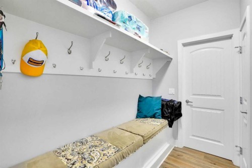 70 Royal Ridge Manor Nw, Calgary, AB - Indoor