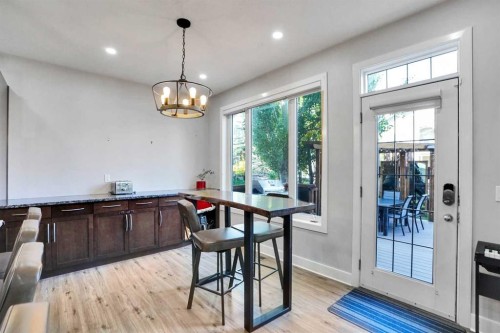 70 Royal Ridge Manor Nw, Calgary, AB - Indoor Photo Showing Dining Room
