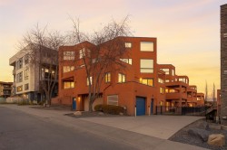 403-718 5 Street NE Calgary, AB T2E 3W8