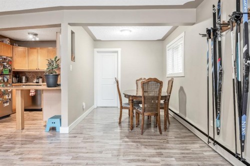 4-310 22 Avenue Sw, Calgary, AB - Indoor