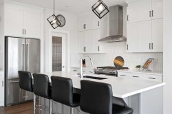 139 Creekstone Way SW Calgary, AB T2X 4P9