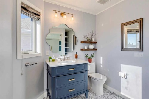 107 Sierra Nevada Close Sw, Calgary, AB - Indoor Photo Showing Bathroom