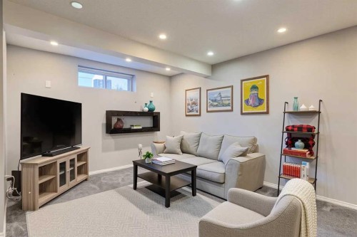 107 Sierra Nevada Close Sw, Calgary, AB - Indoor