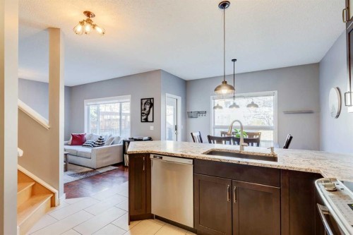 107 Sierra Nevada Close Sw, Calgary, AB - Indoor Photo Showing Kitchen