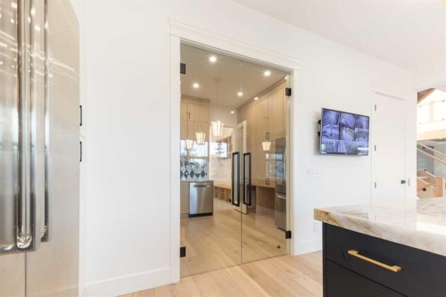 18 Damkar Drive, Rural Rocky View County, AB - Indoor Photo Showing Bathroom