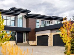 18 Damkar Drive  Rural Rocky View County, AB T3L 2P4