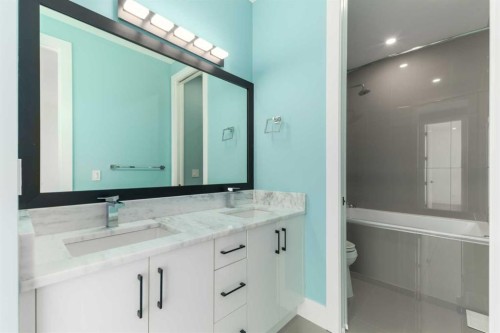 18 Damkar Drive, Rural Rocky View County, AB - Indoor Photo Showing Bathroom