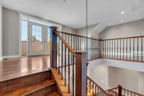 5512 Baroc Road Nw, Calgary, AB - Indoor Photo Showing Other Room