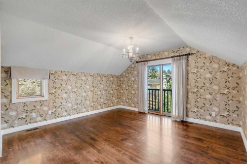 5512 Baroc Road Nw, Calgary, AB - Indoor Photo Showing Other Room