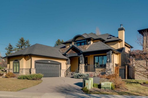 5512 Baroc Road Nw, Calgary, AB - Outdoor With Facade