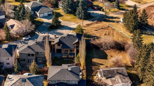 5512 Baroc Road Nw, Calgary, AB - Outdoor