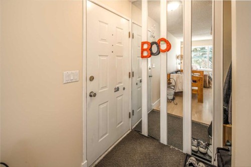 112 Shawmeadows Crescent Sw, Calgary, AB - Indoor Photo Showing Other Room