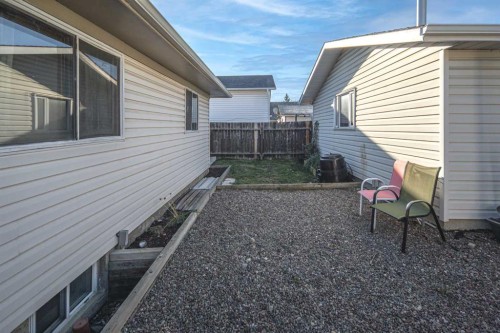 112 Shawmeadows Crescent Sw, Calgary, AB - Outdoor With Exterior