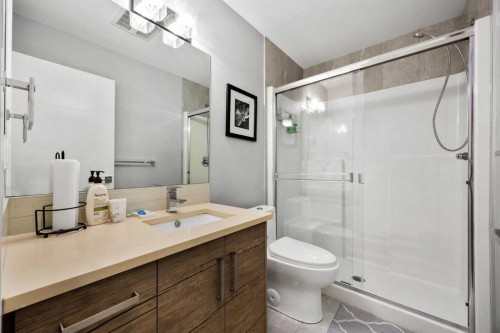 106 Baysprings Gardens Sw, Airdrie, AB - Indoor Photo Showing Bathroom
