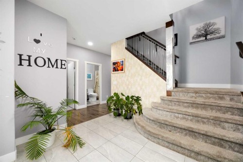 106 Baysprings Gardens Sw, Airdrie, AB - Indoor Photo Showing Other Room