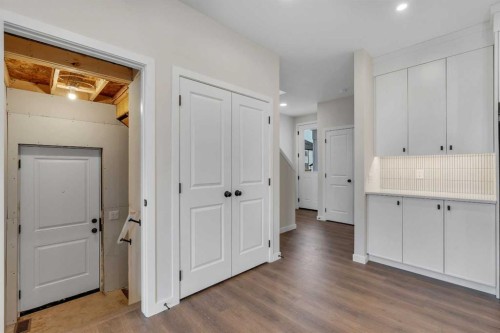 31 Sugarsnap Gardens Se, Calgary, AB - Indoor Photo Showing Other Room