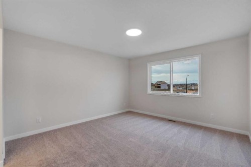 31 Sugarsnap Gardens Se, Calgary, AB - Indoor Photo Showing Other Room