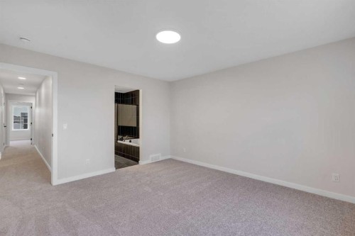 31 Sugarsnap Gardens Se, Calgary, AB - Indoor Photo Showing Other Room