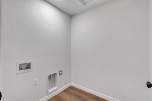 31 Sugarsnap Gardens Se, Calgary, AB - Indoor Photo Showing Other Room