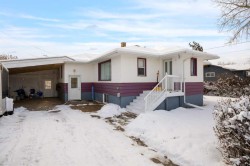 841 E Nanton Street  Carstairs, AB T0M 0N0