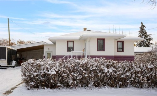 841 E Nanton Street, Carstairs, AB - Outdoor